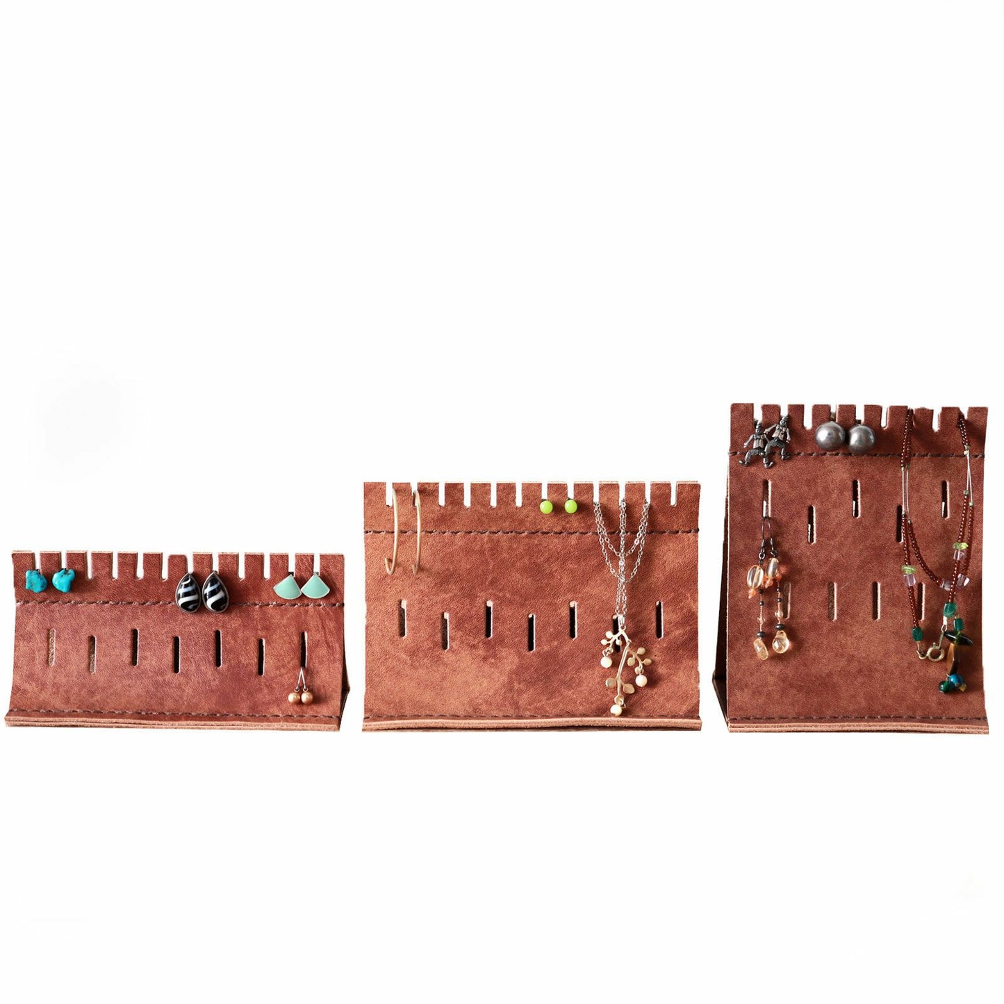 KAKURA（カクラ） レザーアクセサリーホルダー tent LOW