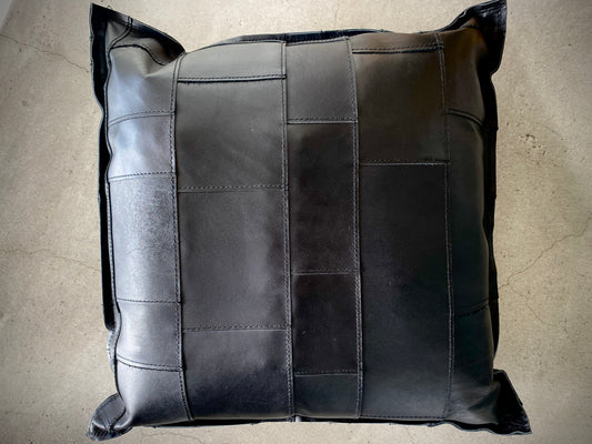 KAKURA（カクラ） アウトレット  レザークッション tunagu 45  ブラック