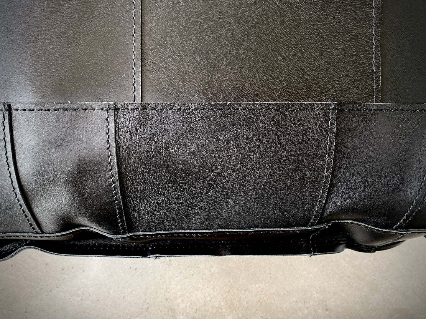 KAKURA（カクラ） アウトレット  レザークッション tunagu 45  ブラック